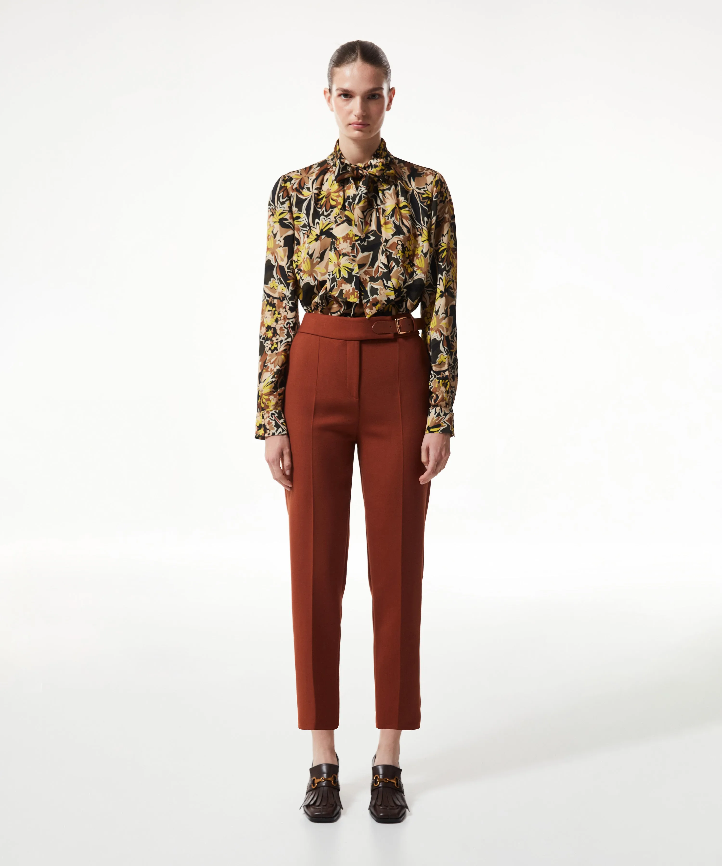 Machka Cigarette Fit Trousers With Belt Brick