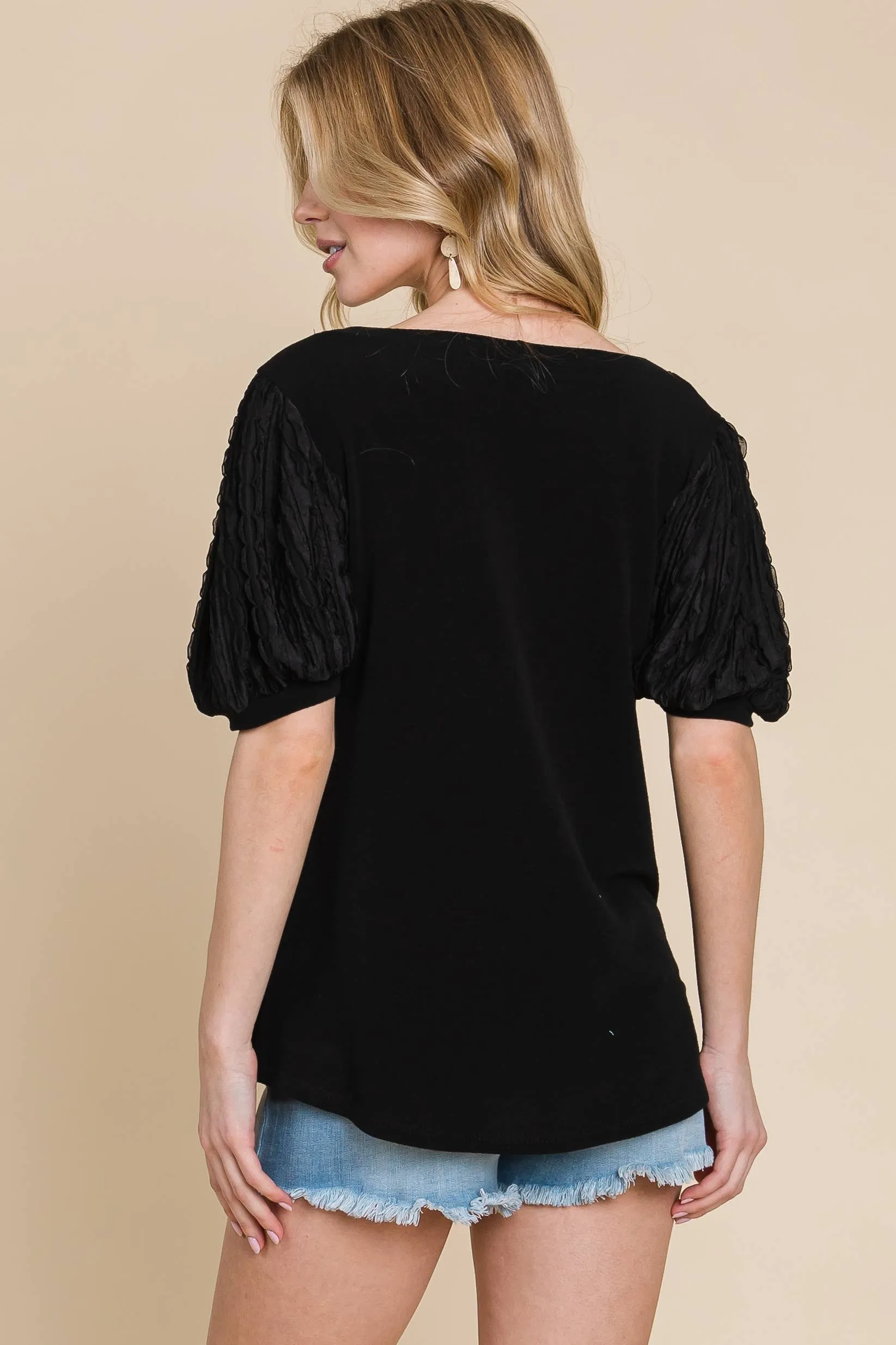 Plus Size Solid Casual Top With Contrast Sleeves: 3XL / Black