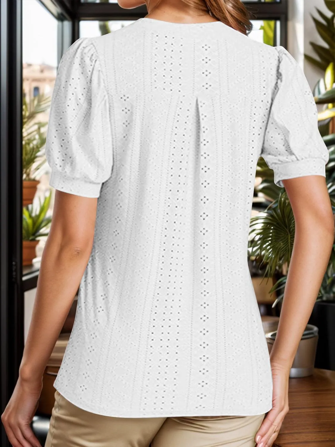 Sweet Everyday Eyelet Puff Sleeve Blouse